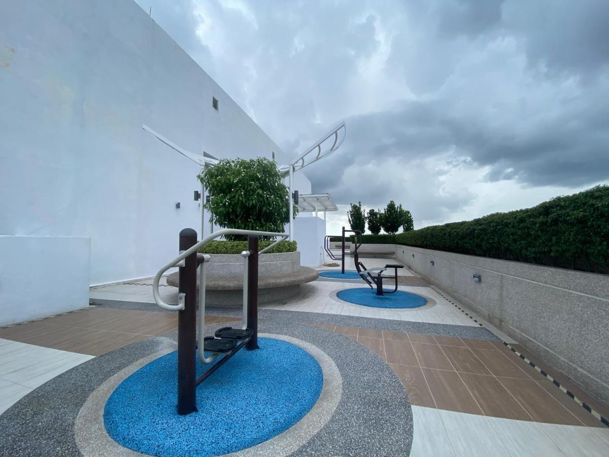 Jsadli Suite Troika Residence Kota Bharu Exterior photo
